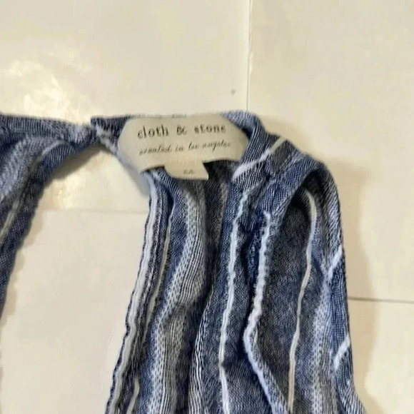 Cloth and stone jumpsuit size medium - Picture 5 of 6